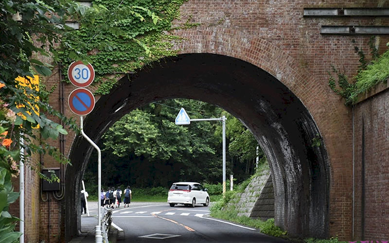 成田市 電車道の風景