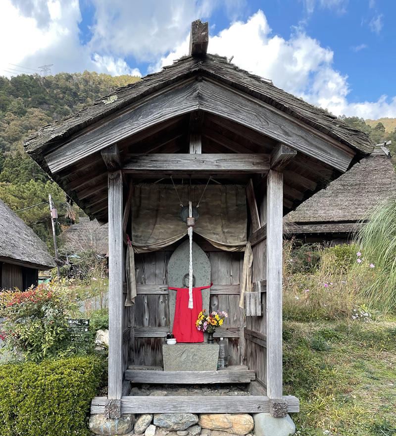 美山の辻地蔵様と祠