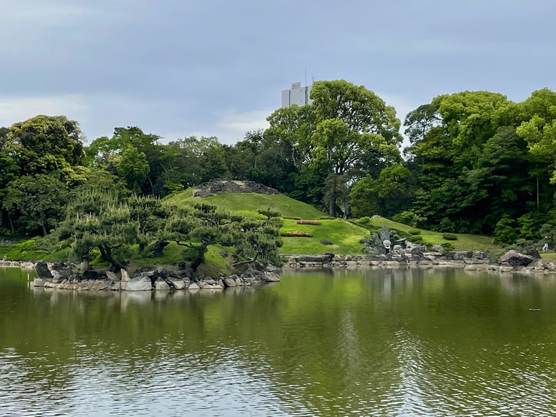 東京都江東区清澄庭園の風景