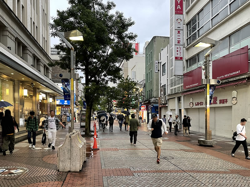 横浜 伊勢佐木町の風景(2)