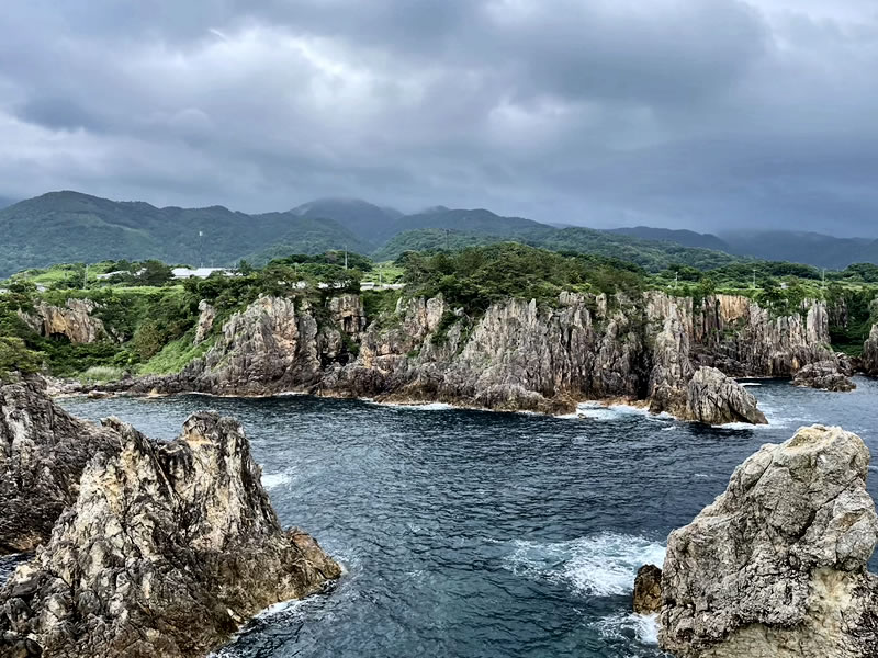 佐渡 尖閣湾 揚島遊園の風景