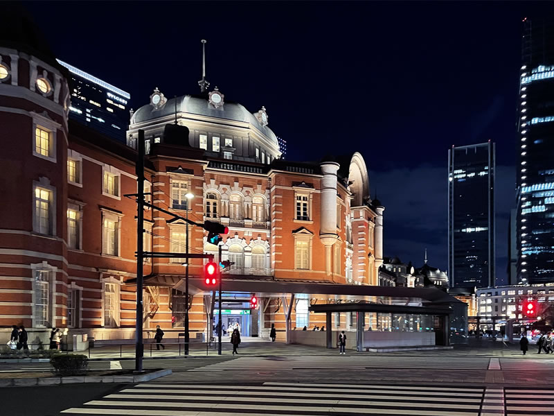 東京駅丸の内側外観