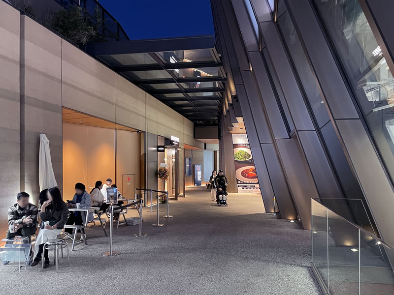 原宿 FUKURIN Coffee & Beer のオープンテラス