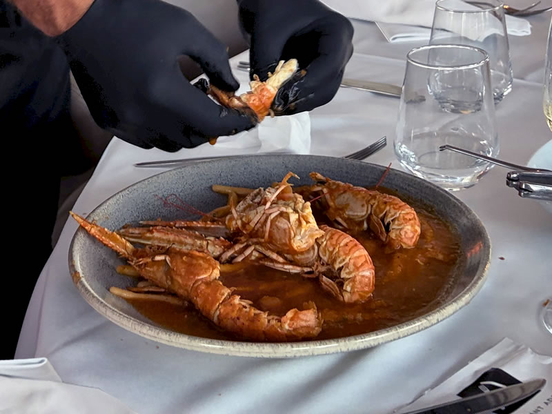 クロアチア スプリト Restoran Adriatic の手長エビの炒め煮